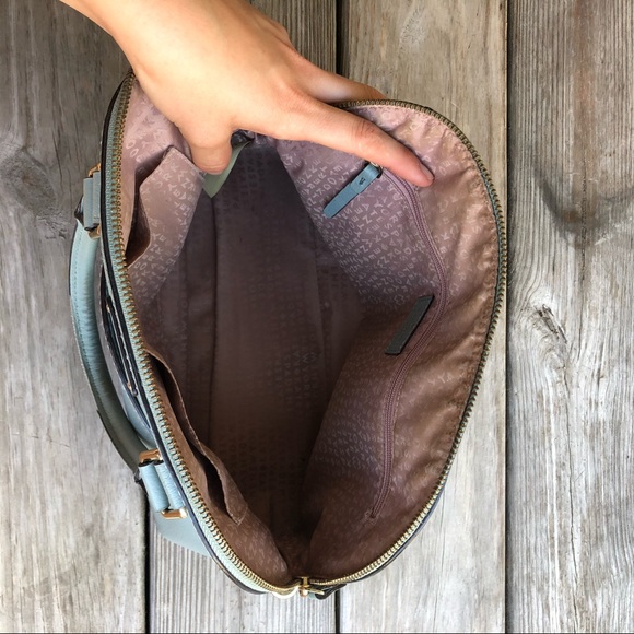 Kate Spade Purse - Picture 6 of 9